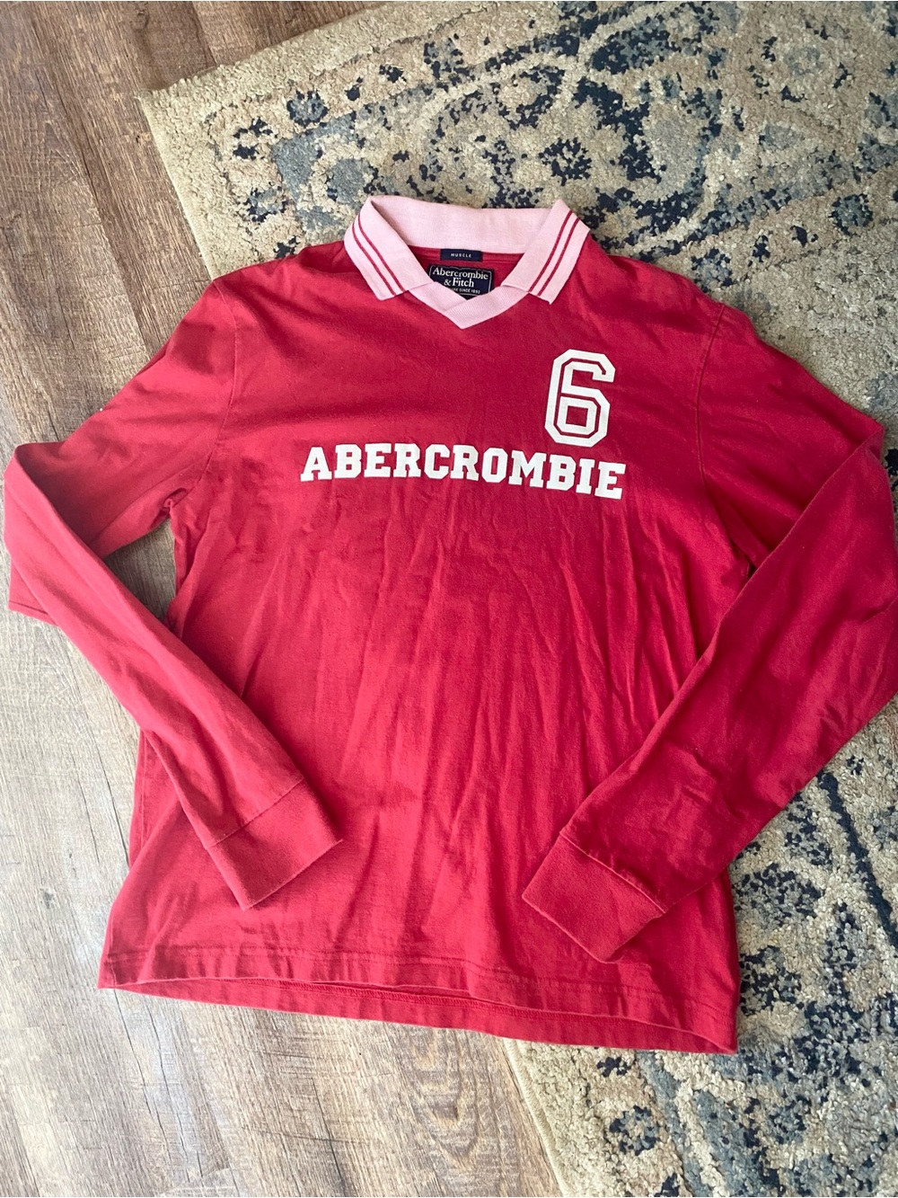 VINTAGE Abercrombie & Fitch Rugby Mens Small Red PinkBlue Muscle Fit Soccer